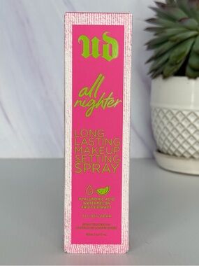 Urban Decay All Nighter Long-Lasting Makeup Setting Spray